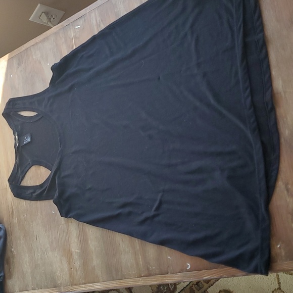 Tank top - Picture 1 of 2